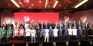 1665577861_TFF__Fuchs_Sports_T__rkiye_ile_2._ve_3._Lig_yay__n_hakk___anla__mas___imzalad_____