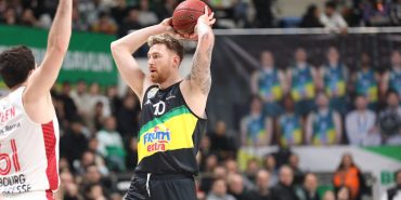 dab42cbd-onuralp-bitim-looks-to-pass-bursaspor-vs-bourg-eurocup