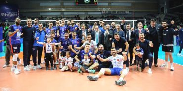 1701284432_Halkbank_Voleybol_Tak__m___Ma___Sonras__
