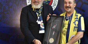 Fenerbahçe Yönetim Kurulu Üyesi Sertaç Komsuoğlu_SağdaVedatErbaş_151008781