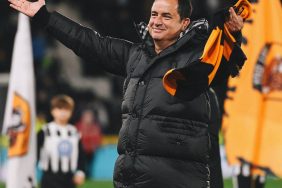 1728028106_Hull_City_Ba__kan___Acun_Il__cal__