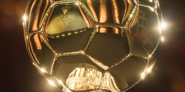 1730274514_FC25_Trophy_2