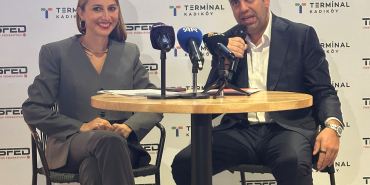 1759479839_TESFED_Ba__kan___Alper_Af__in___zdemir_ile_Terminal_Kad__k__y_Y__netim_Kurulu_Ba__kan___Pelin_Ak__n___zalp1