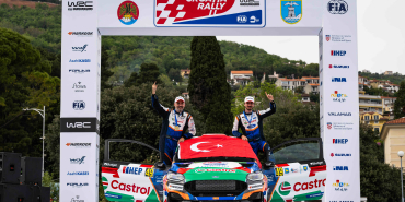 1776012253_Ali_Tu__rkkan_ve_Castrol_Ford_Team_Tu__rkiye___den_Tarihi_Bas__ar____3_