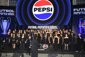 1778142056_VIBE_Korosu_UEFA___ampiyonlar_Ligi___konik_Mar____n___Seslendirdi