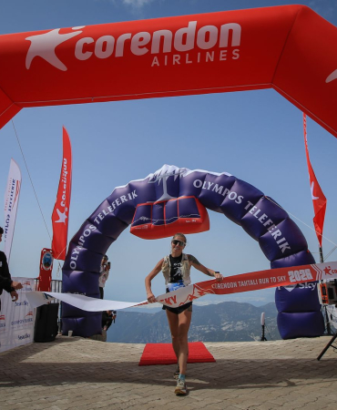 1778422417_12.Corendon_Tahtal___Run_to_Run_to_Sky___27_K_Kad__nlar_Birincisi_Dominika_Stelmach